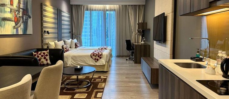 Фото отеля Ramada Suites by Wyndham Kuala Lumpur City Centre