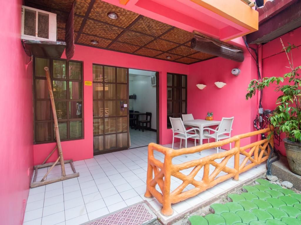 Club Ten Beach Resort фото 41