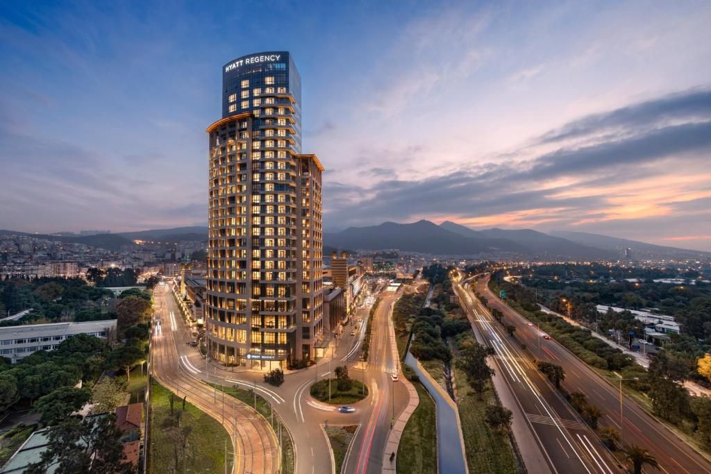 Hyatt Regency Izmir IstinyePark фото 0