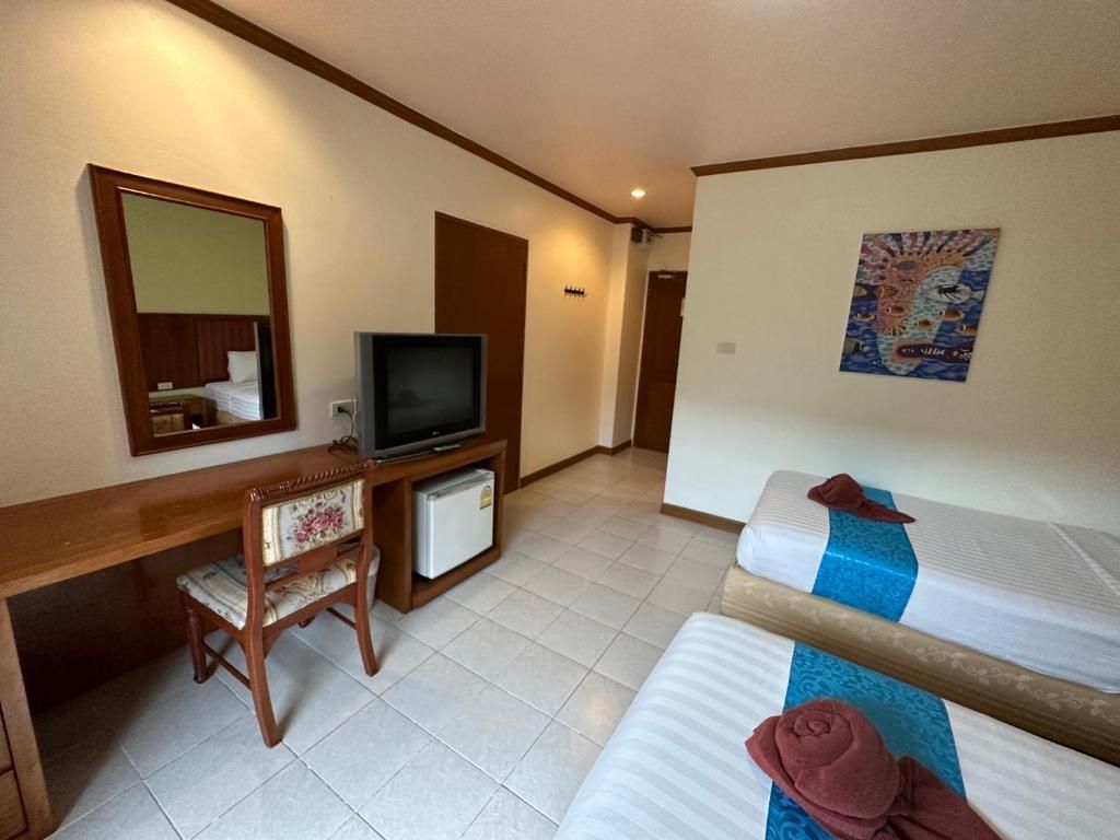 Thipurai Beach Hotel фото 33