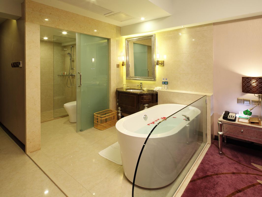 Clayton Hotel Guangzhou фото 20