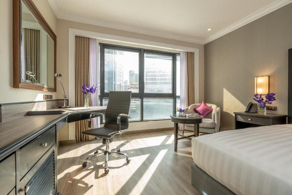 Boulevard Hotel Bangkok Sukhumvit фото 47