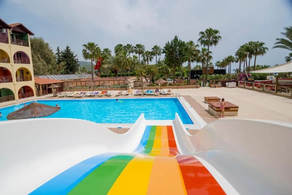Club Tropical Beach & Spa фото 41