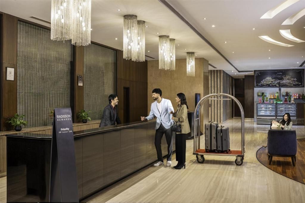 Radisson Gurugram Udyog Vihar фото 8
