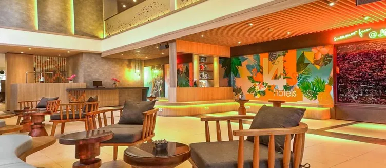 Фото отеля J4 Hotels Legian
