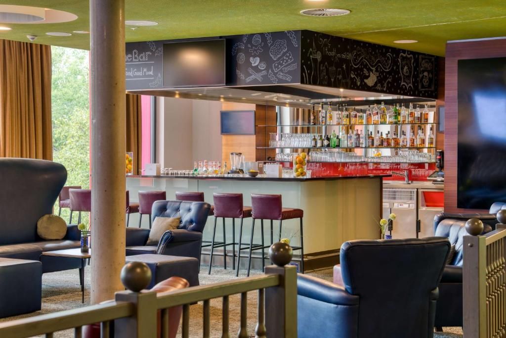 Hilton Garden Inn Stuttgart Neckarpark фото 31