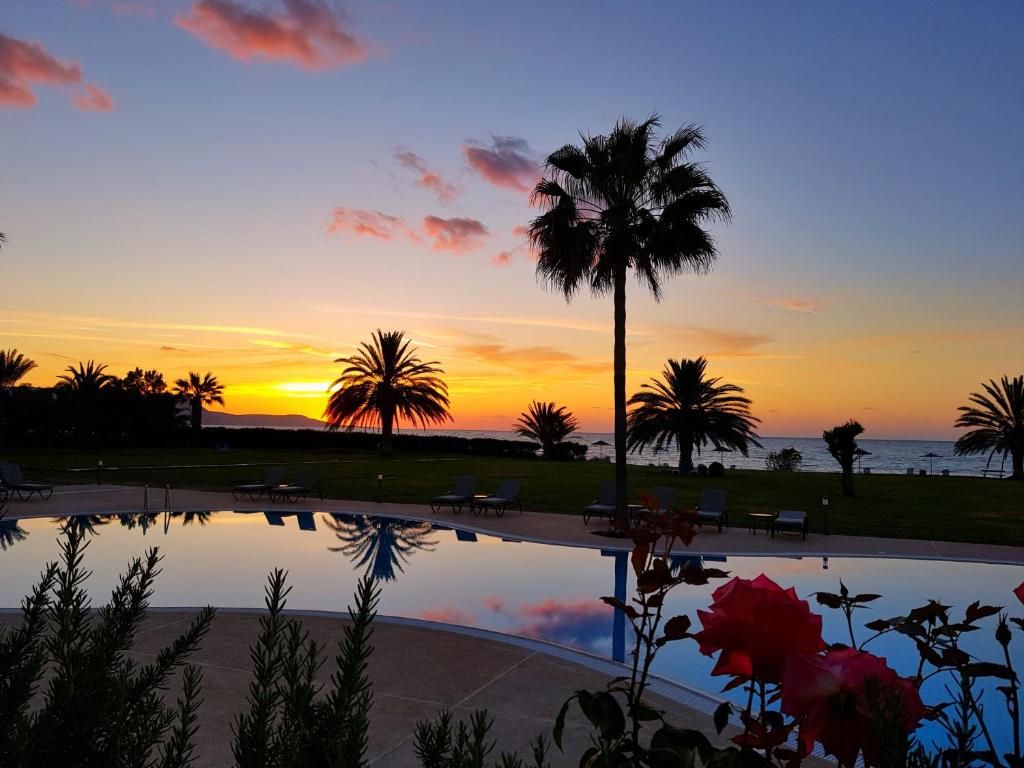 Natura Beach Hotel & Villas фото 11
