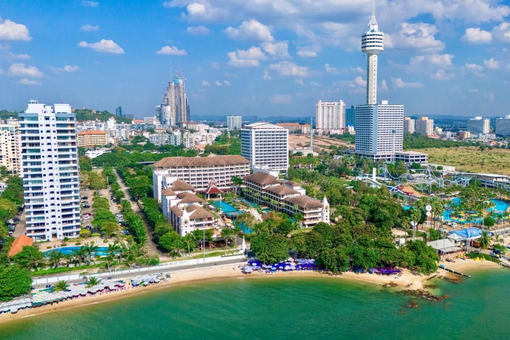 The Heritage Pattaya Beach Resort фото 54