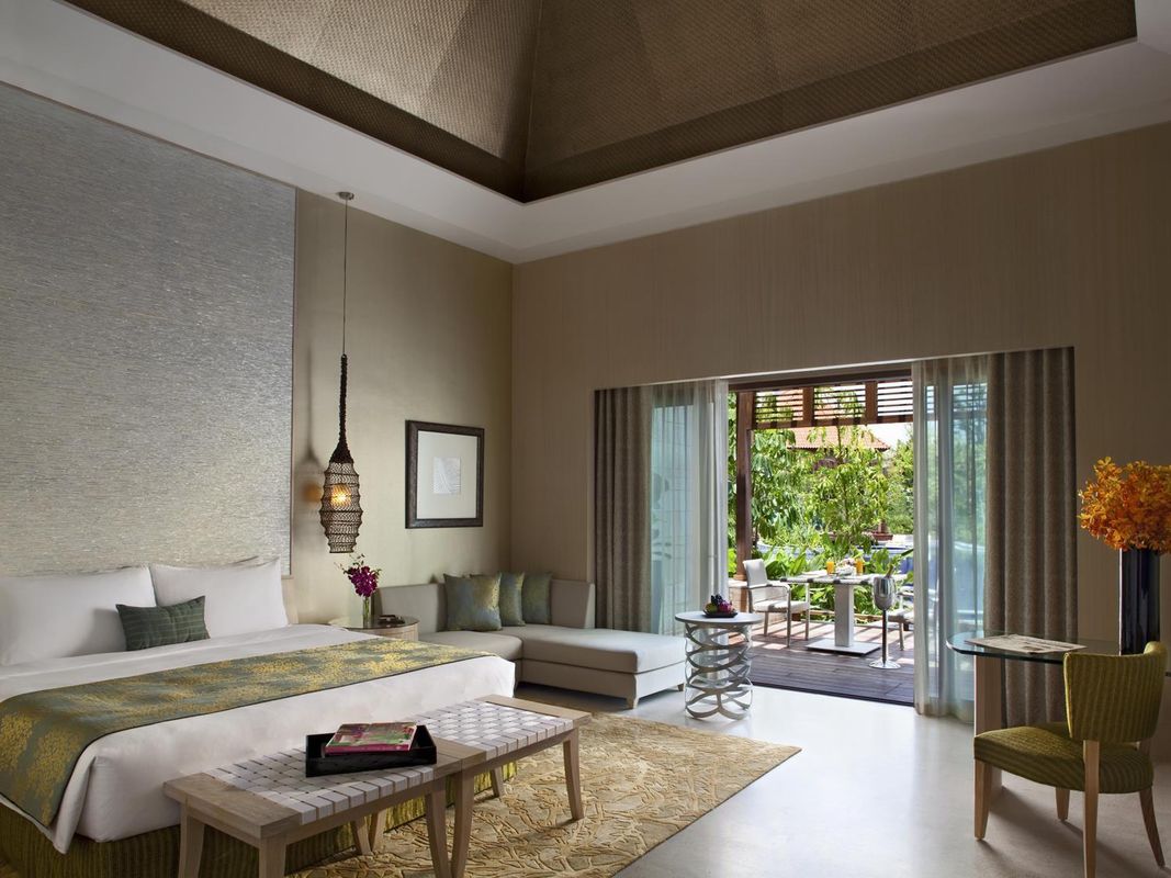 Resorts World Sentosa - Beach Villas фото 14