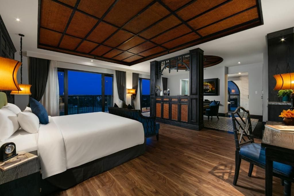 Shining Riverside Hoi An Boutique and Spa фото 39