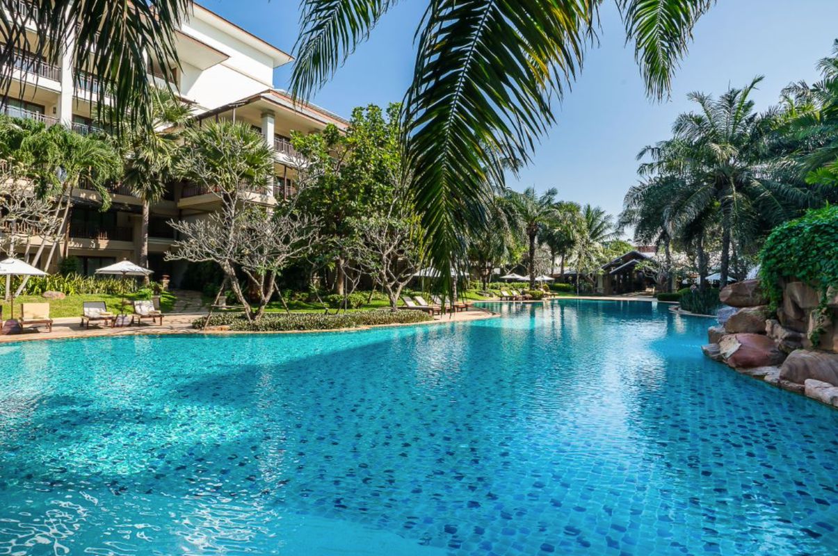Ravindra Beach Resort & Spa фото 40