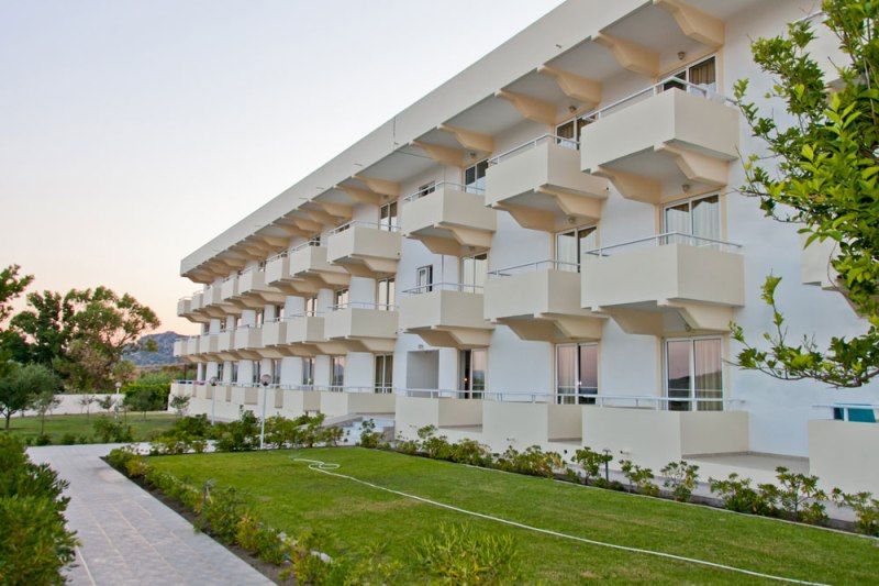 Zoes Hotel - Studios фото 33