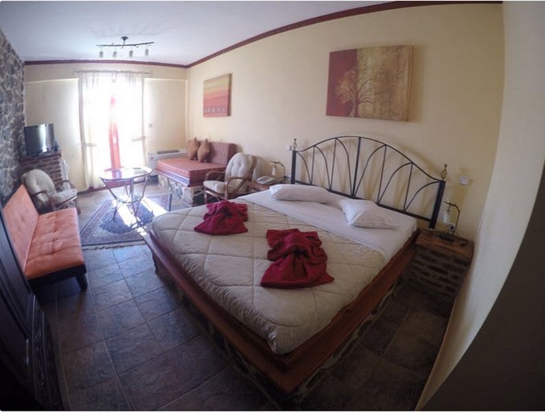 Loggas Guest House фото 18