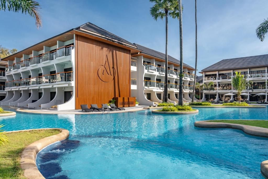 Amora Beach Resort Phuket фото 32