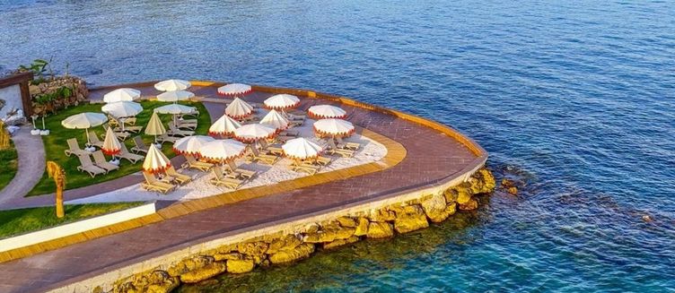 Фото отеля Feniks Priority Hotel (Adults Only)