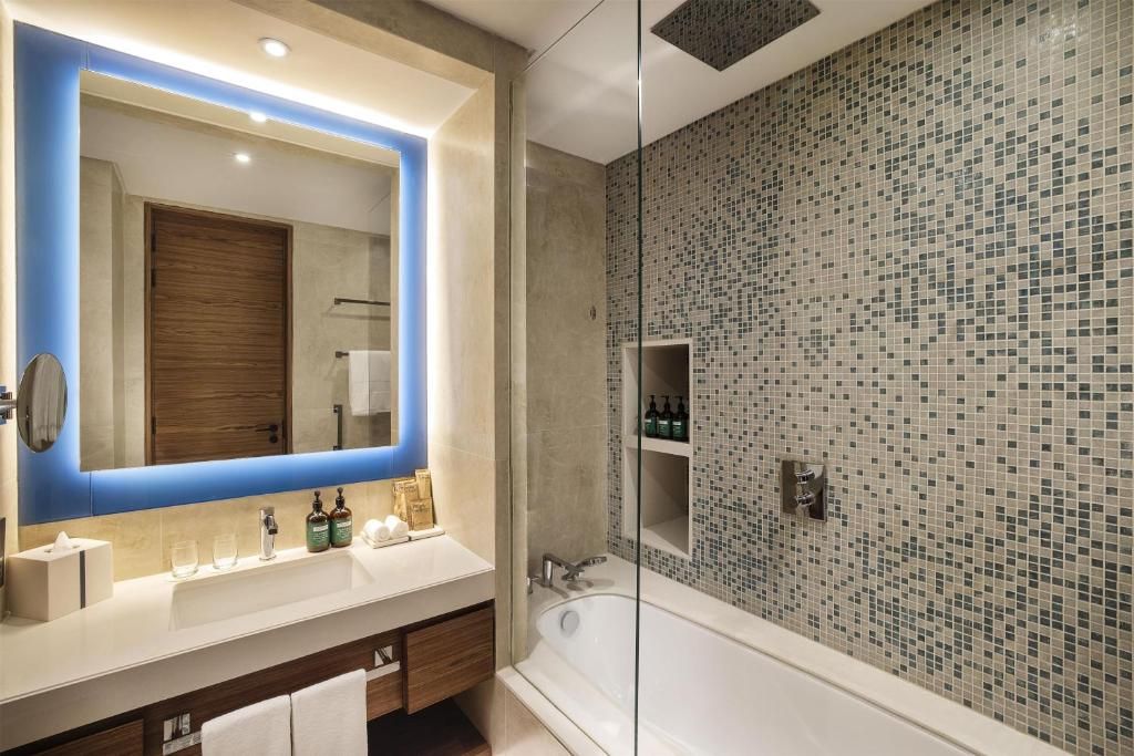Tumbi Hotel Dubai The Palm, Tapestry Collection by Hilton фото 46