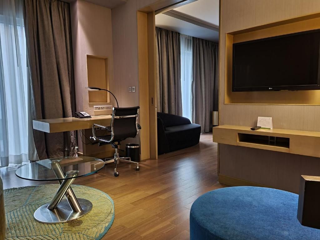 Holiday Inn New Delhi International Airport, an IHG Hotel фото 15