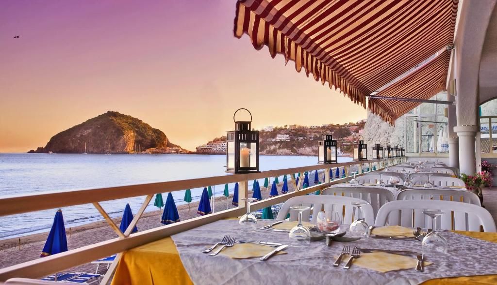 Hotel Vittorio Beach Resort фото 29
