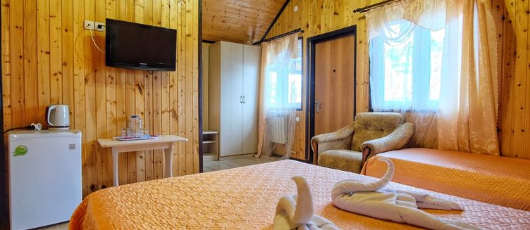 Фото отеля Коттедж Мадлен