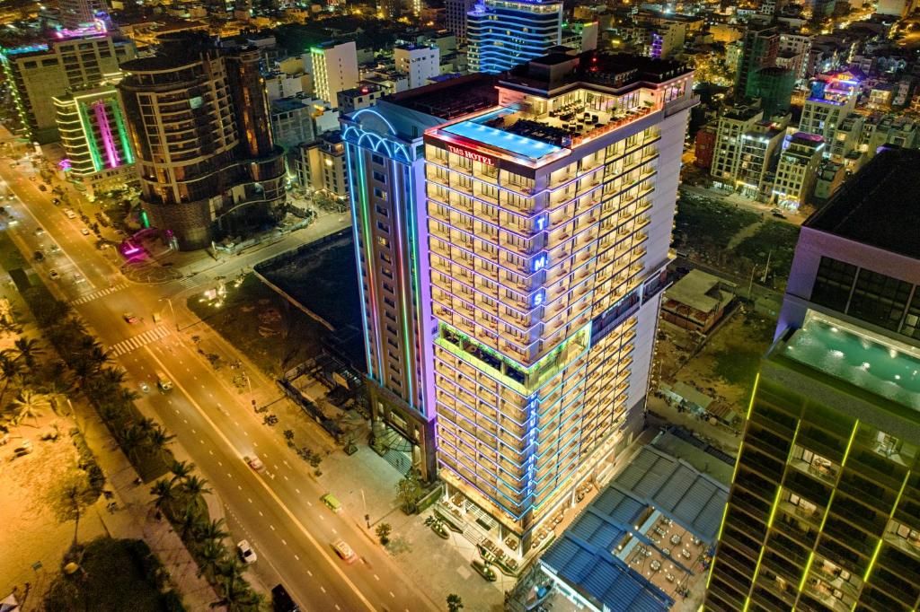 TMS Hotel Da Nang Beach фото 32