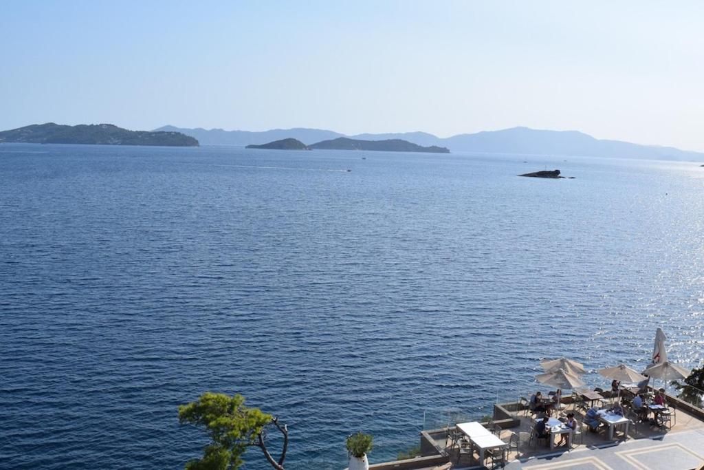 Cape Kanapitsa Hotel & Suites фото 10
