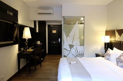 The Vira Bali Boutique Hotel & Suite фото 46