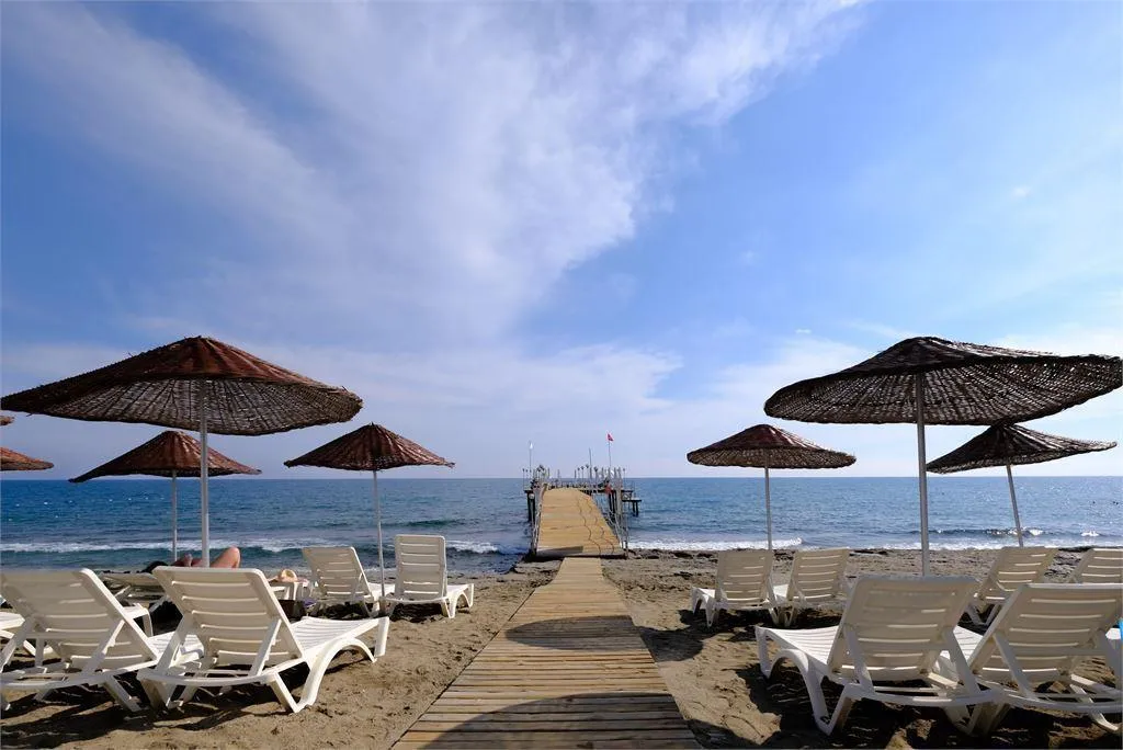 Anitas Beach Hotel фото 9