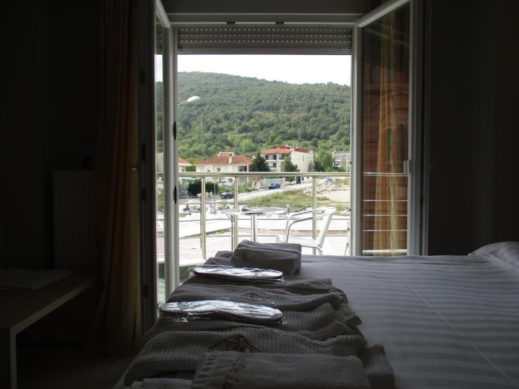 Kyknos De Luxe Suites фото 12
