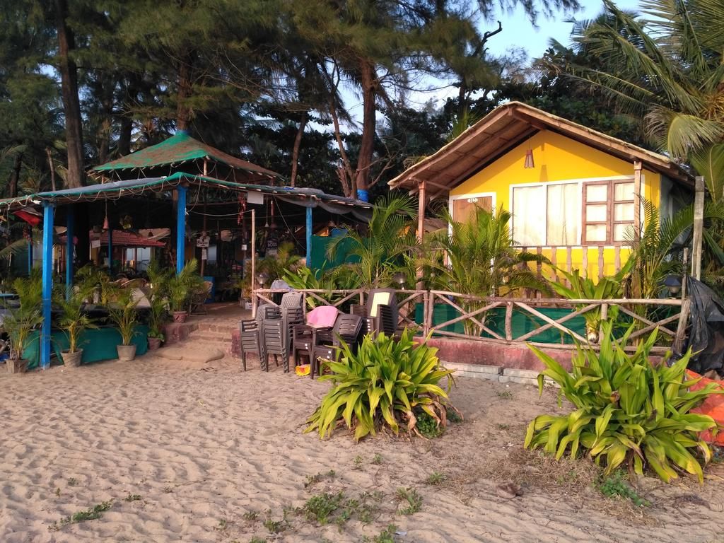 Sea Front Beach Huts фото 25