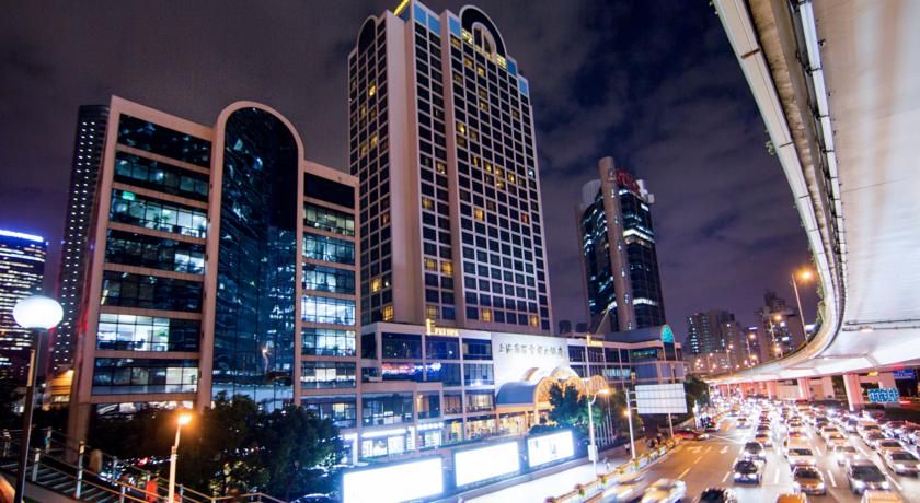 Hotel Equatorial фото 0