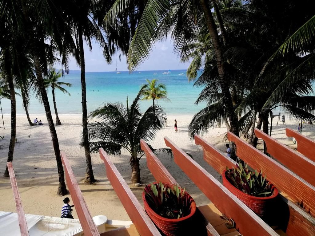 Boracay Mandarin Island Hotel фото 71