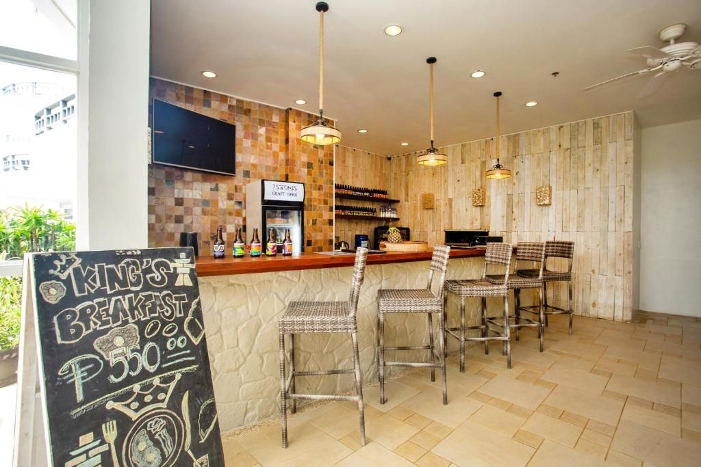 7 Stones Boracay Suites фото 73