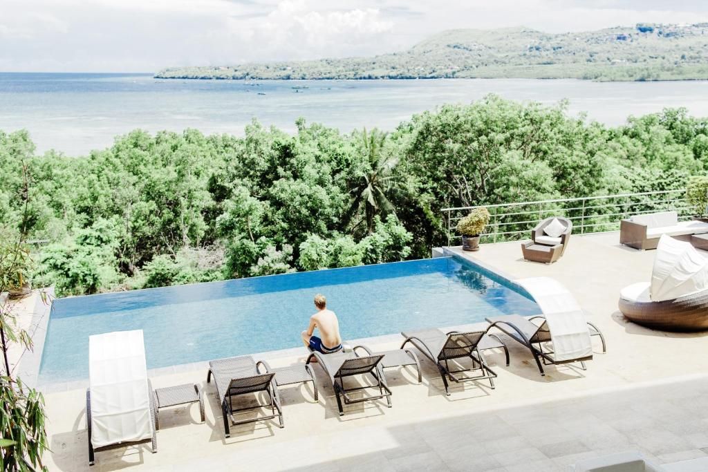 Ocean Suites Bohol Boutique Hotel фото 45
