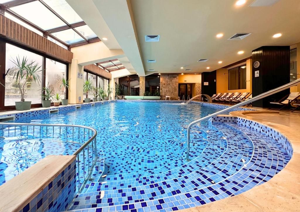 St George Ski & Holiday - Half Board & All Inclusive фото 29