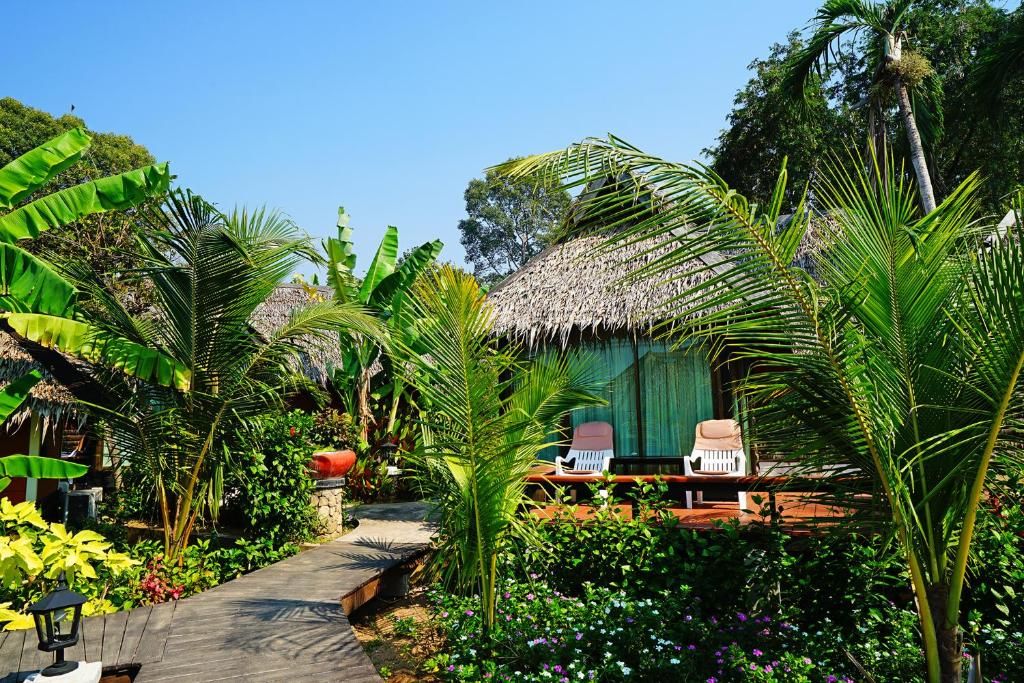 Sunset Village Beach Resort фото 68