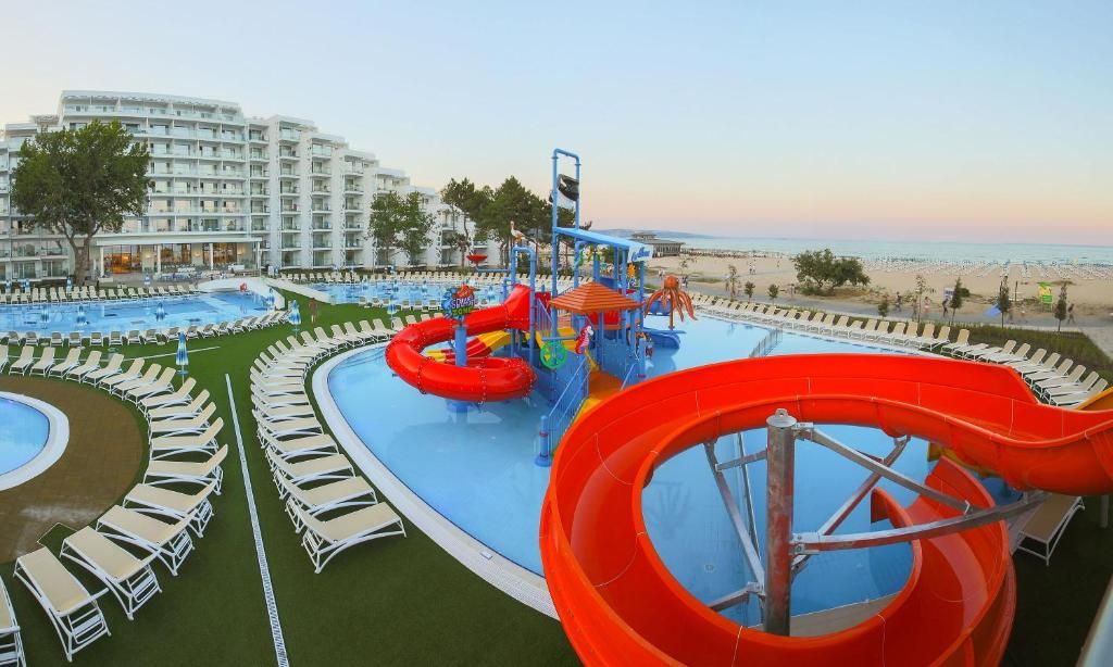 Maritim Paradise Blue Hotel & Spa фото 25