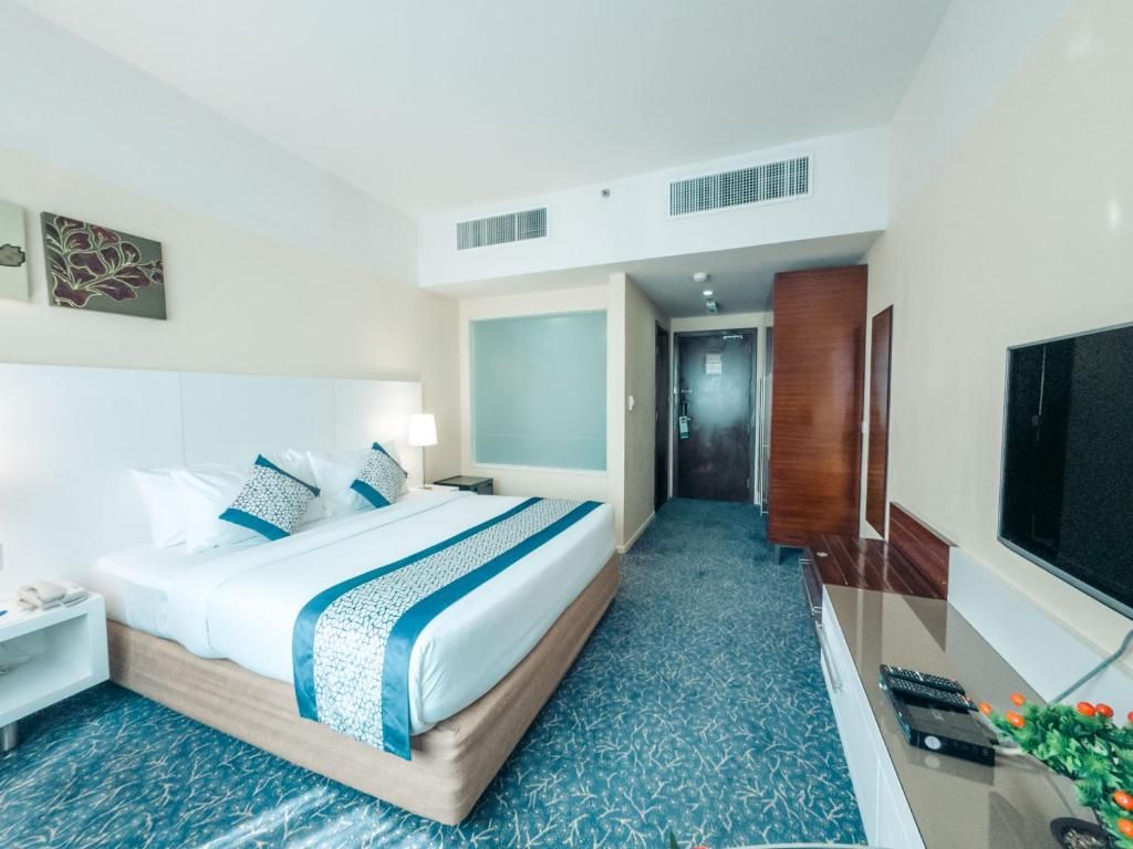 Kingsgate Hotel by Millennium фото 29