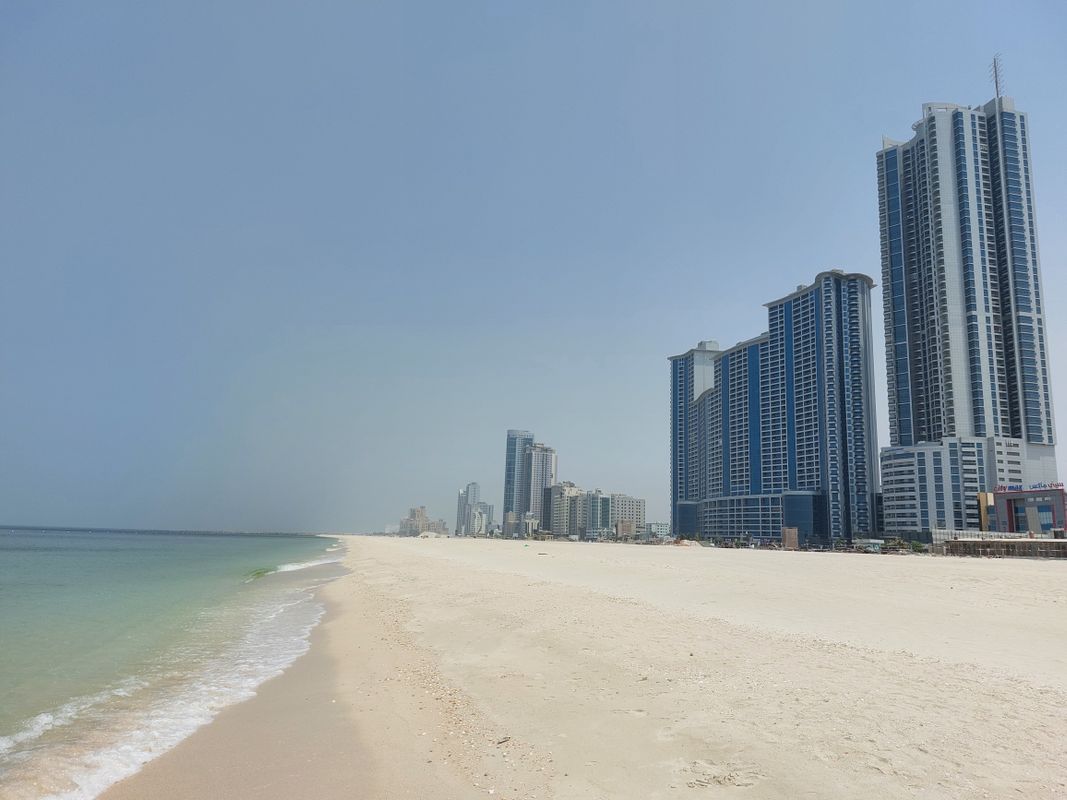 Ramada Hotel & Suites by Wyndham Ajman фото 75