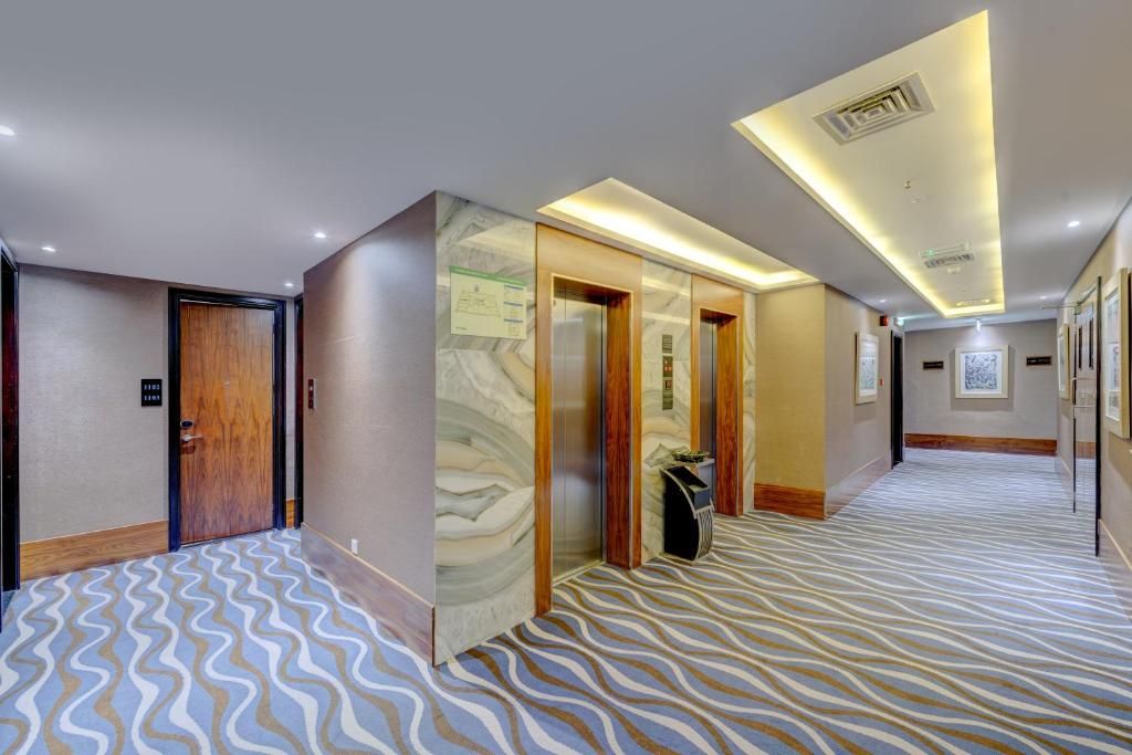 Hawthorn Suites by Wyndham Abu Dhabi City Center фото 36