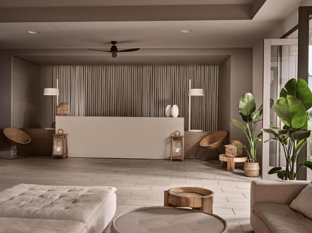 The Bay Hotel & Suites фото 24