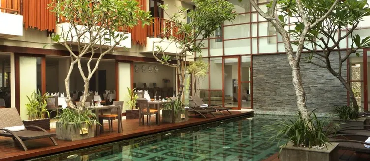 Фото отеля d'primahotel Seminyak