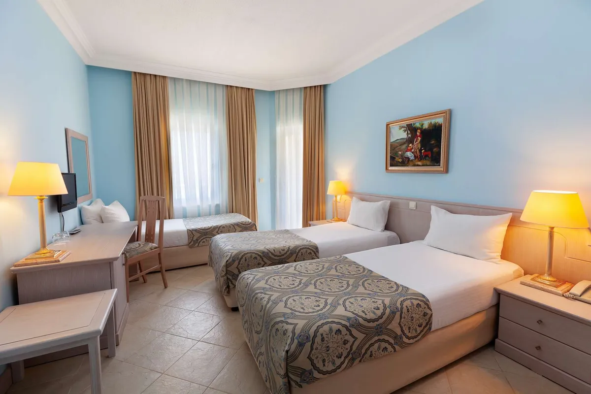 X Life Hotel Sarigerme (Adults Only) фото 4
