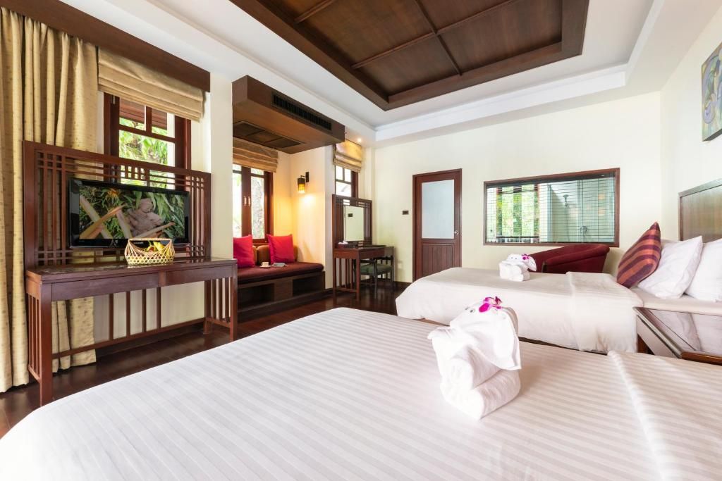 Khaolak Bay Front Resort фото 101