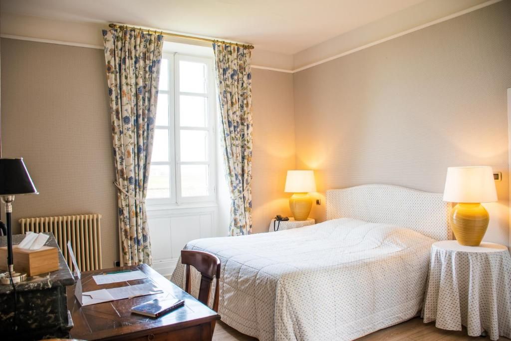 Hotel The Originals Relais du Château d'Arche фото 4