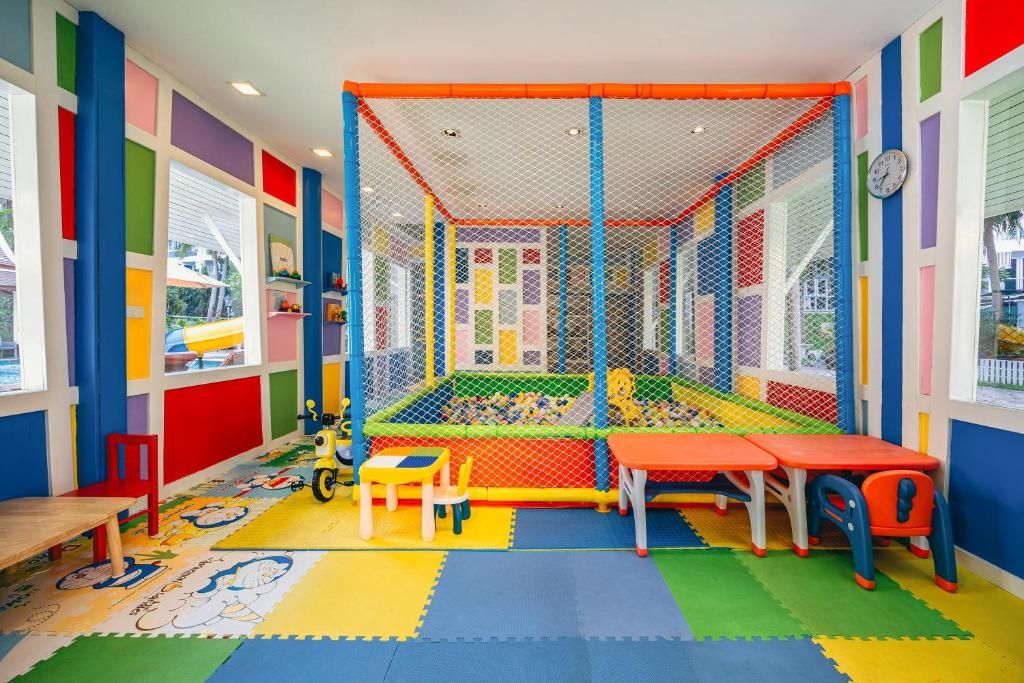 Heeton Concept Hotel Pattaya фото 63