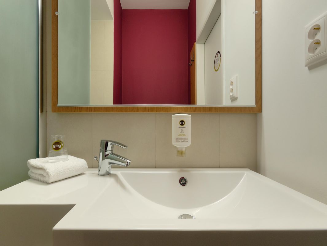 B & B Hotel Prague City фото 22