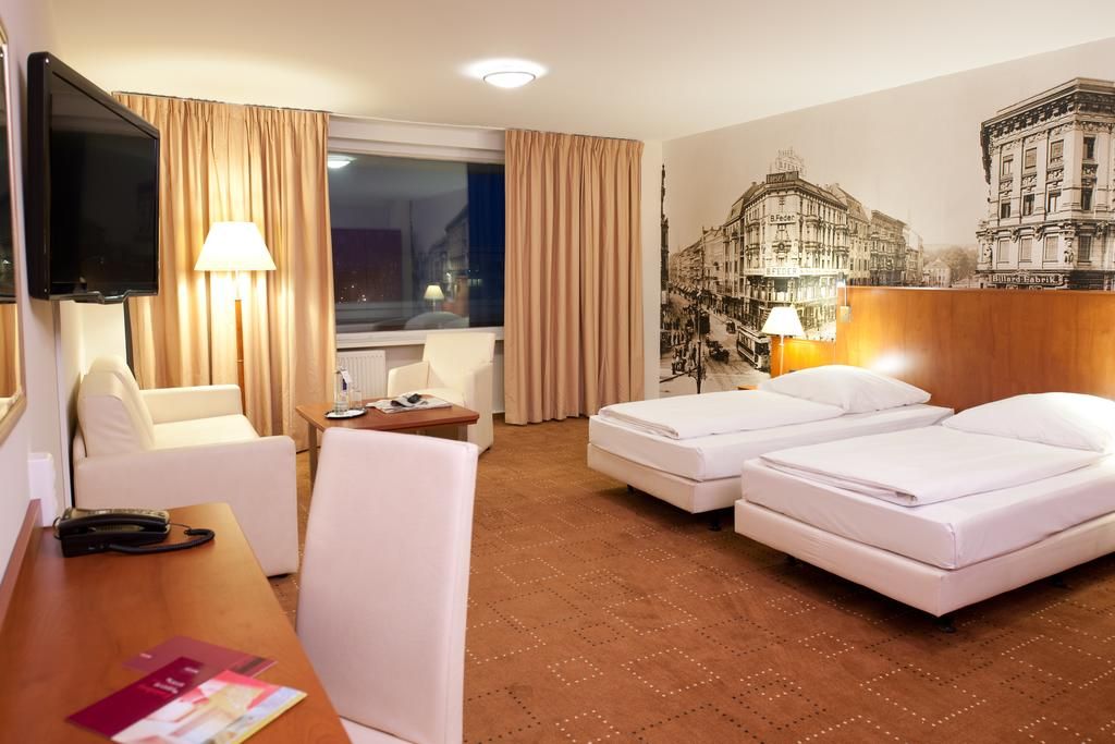 Mercure Hotel Berlin am Alexanderplatz фото 2