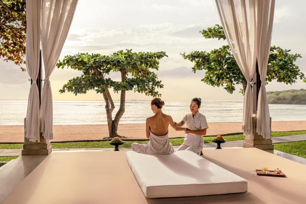 The Laguna, a Luxury Collection Resort & Spa фото 132