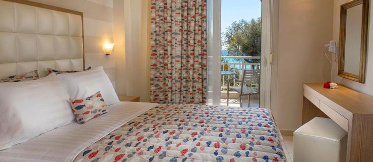 Фото отеля Georgalas Sun Beach Hotel