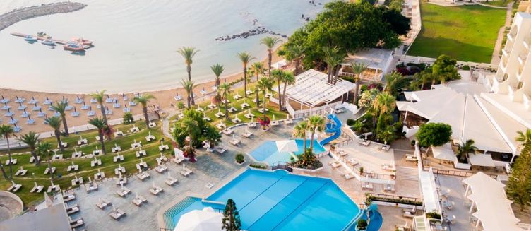 Фото отеля Golden Coast Beach Hotel